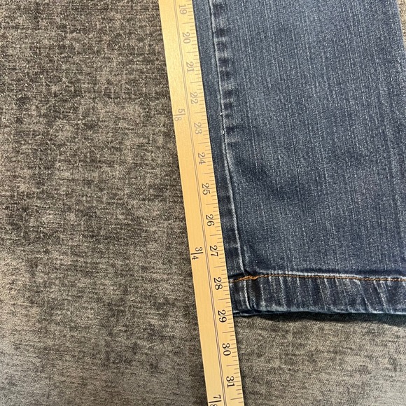 A NEW APPROACH ANA Women's Blue Denim Jeans Bootcut Size 6 Embroidered Pockets - Picture 4 of 9